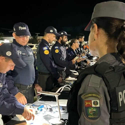 Blitz da lei seca tem 61 veículos apreendidos e 19 presos
