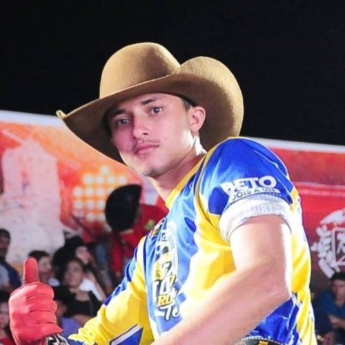 Peão morre após ser pisoteado por boi em rodeio no Nortão