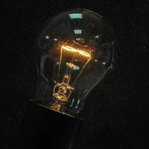 APAGÃO NO BRASIL: Incêndio em subestação no PR provoca interrupção de energia pelo país