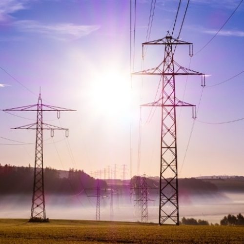 Aneel mantém bandeira para vermelha 1 na conta de luz em novembro