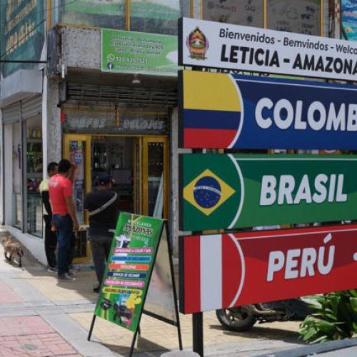A pequena ilha no rio Amazonas que desencadeou conflito de fronteira entre Colômbia e Peru