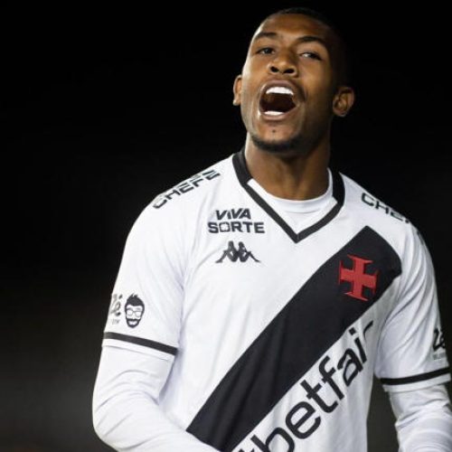 Vasco bate Cruzeiro, embala no Brasileiro e chega a sete jogos sem perder