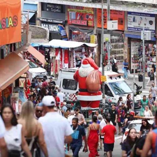 Valor do salário mínimo chega a R$ 1.621 a partir de janeiro