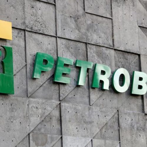 Proposta sobre diesel não pode conter preços da Petrobras, diz Zeina Latif