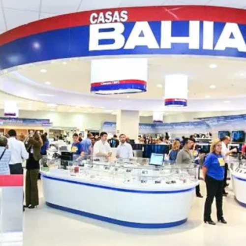 CRISE ECONOMICA NACIONAL: Casas Bahia fecha 298 lojas, demite 1,9 mil e adia balanço