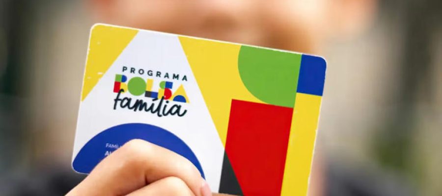 Bolsa Família sobe para R$ 691; veja quem tem direito e como contestar erros