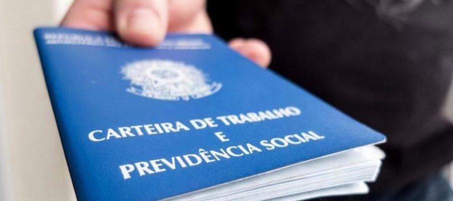 As propostas de Lula e Flávio Bolsonaro sobre CLT e relações trabalhistas