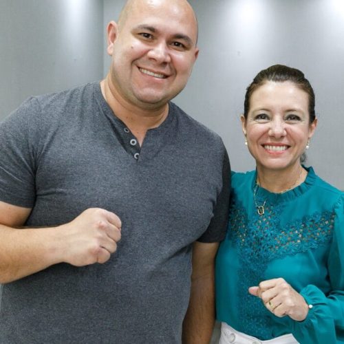 Abilio, Flávia Moretti e Cláudio Ferreira podem ficar até uma década como prefeitos