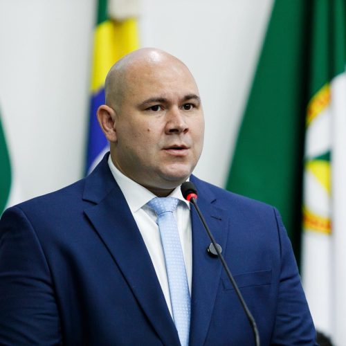 Abílio cita falhas na prestação de serviço e ameaça romper com empresa de coleta de lixo