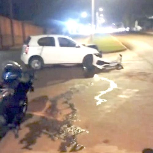 Imprudência no trânsito: Colisão entre veículos provoca capotamento na avenida Bandeirantes