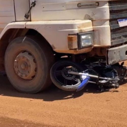 Adolescente de 17 anos morre esmagado após ser atropelado por caminhão em rodovia federal