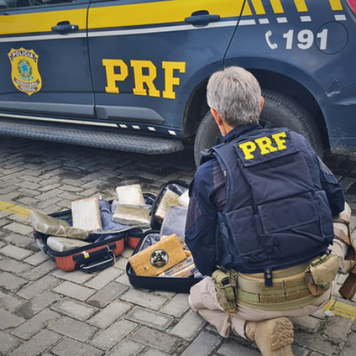 Adolescente desaparecida em MT é flagrada com mala de drogas em rodovia de Sergipe