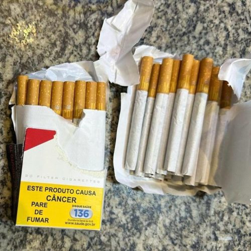 Advogados são flagrados tentando levar maços de cigarros a presos na Penitenciária Central do Estado