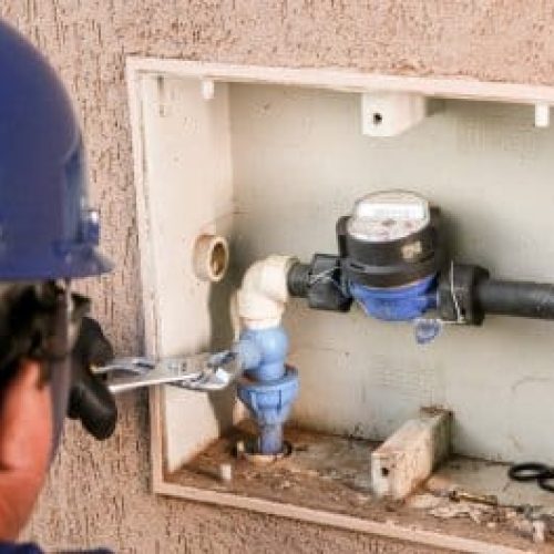Águas Cuiabá terá que religar água cortada por conta superfaturada