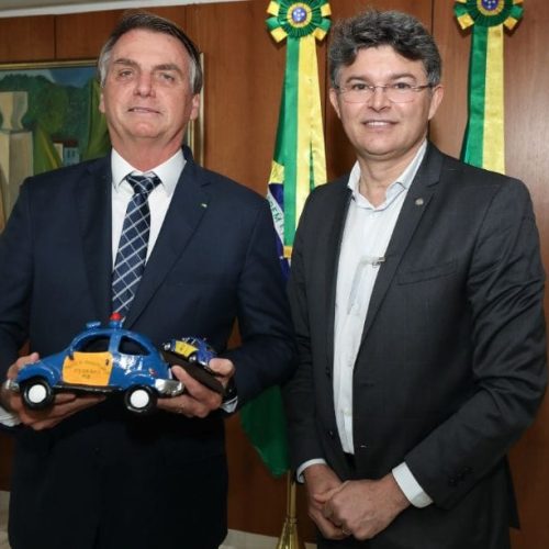 Alexandre de Moraes autoriza deputado Medeiros a visitar Bolsonaro em prisão domiciliar