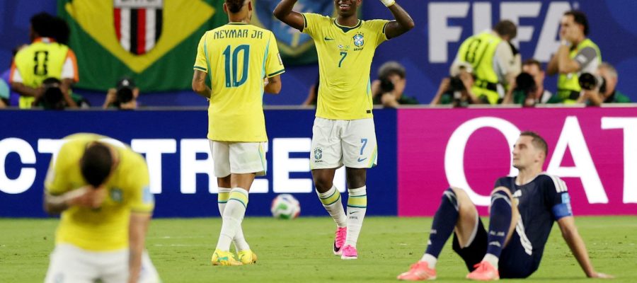 Ancelotti celebra atuação sólida, mas pede calma para mata-mata