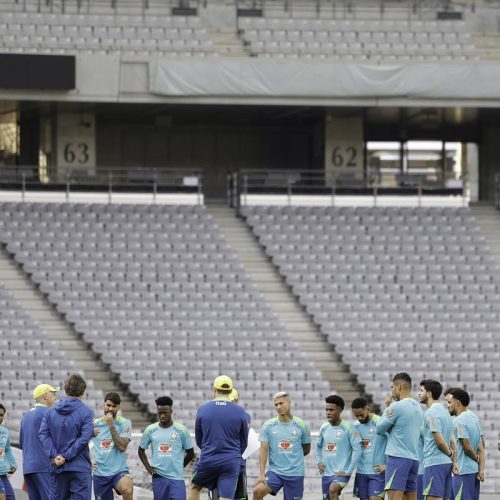 Ancelotti diz que seleção brasileira ainda está aberta a experiências