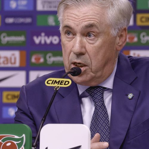 Ancelotti investe em novos jogadores em convocação para Eliminatórias