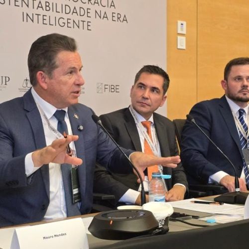 Após pedido da Aprosoja e da Assembleia, Mauro Mendes decide "congelar" preço do Fethab de 2025