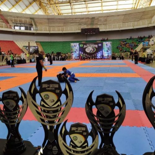 Arena Pantanal recebe semifinal de futebol e campeonato de Jiu-Jitsu