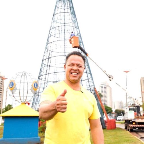 RONDONOPOLIS: 72 anos de emancipação: Cláudio Ferreira vai inaugurar árvore de Natal gigante