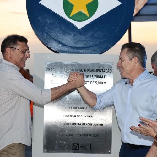 Asfalto novo melhora logística de município e prefeito celebra interligação com a BR-163