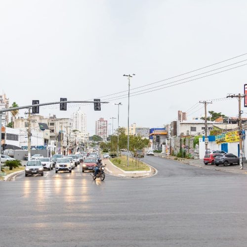 Av. da Prainha fluirá com meia pista no final de semana