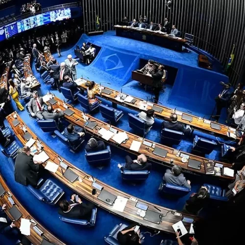 Bancada de MT derruba veto de Lula e apoia medida bilionária que pode aumentar a conta de luz