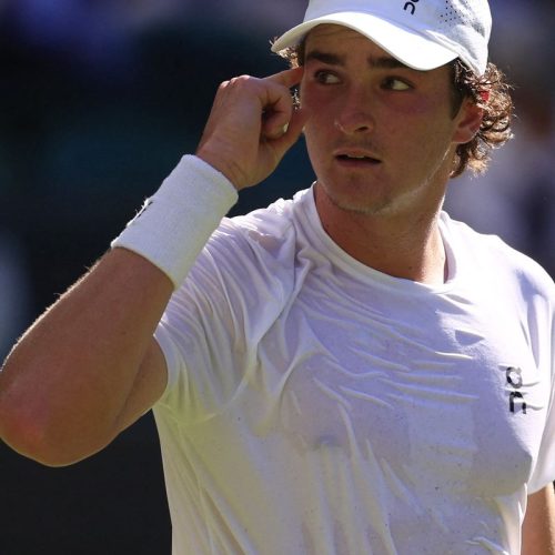 Bia Haddad e João Fonseca estreiam bem e vão a 2ª rodada de Wimbledon