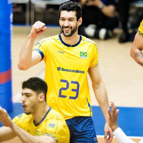 Brasil derrota Argentina e segue líder na Liga das Nações Masculina