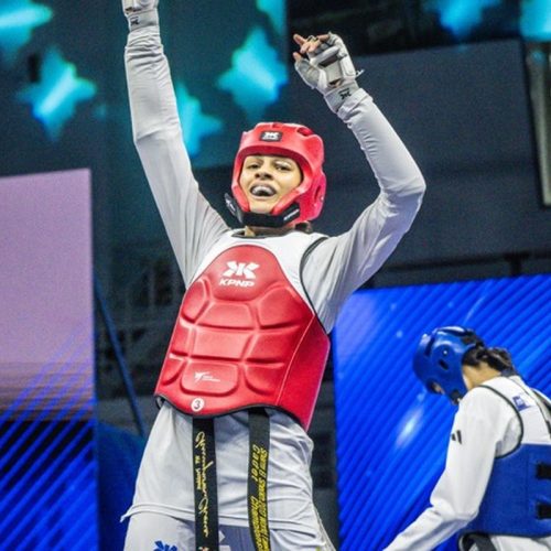 Brasileira supera campeã olímpica e vence Grand Prix de taekwondo