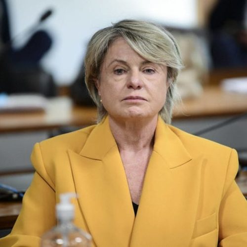 Buzetti anuncia que deixará o Senado até dezembro para cumprir acordo com Lacerda