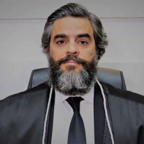 CNJ aposenta juiz de MT que respondia 5 PAD por relação com empresas e condutas ilícitas