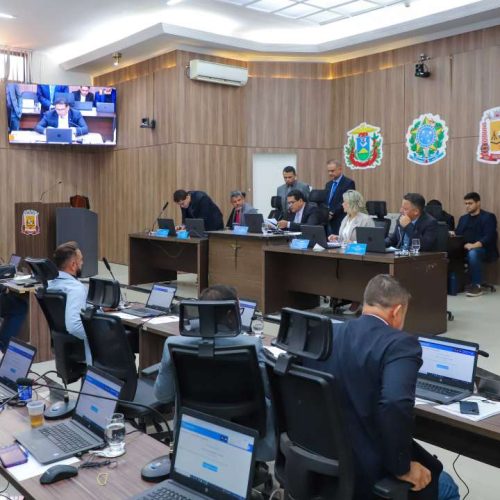 Câmara Municipal aprova PL da prefeitura que valoriza médicos, farmacêuticos e dentistas