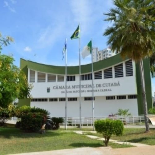 Câmara aguarda decisão judicial e não convoca suplentes para vagas de vereadores alvos da PC