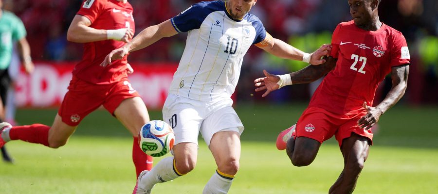 Canadá e Bósnia ficam no empate na estreia na Copa: 1 a 1