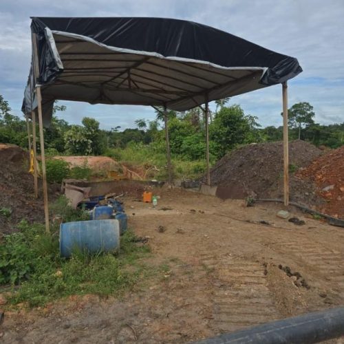 Polícia Militar fecha garimpo ilegal e prende irmãos em flagrante por crime ambiental