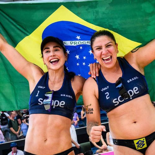 Carol Soberg e Rebecca faturam bronze no Mundial de vôlei de praia