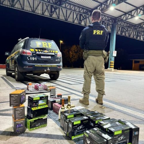 Casal é preso pela PRF com medicamentos controlados e anabolizantes em Cuiabá