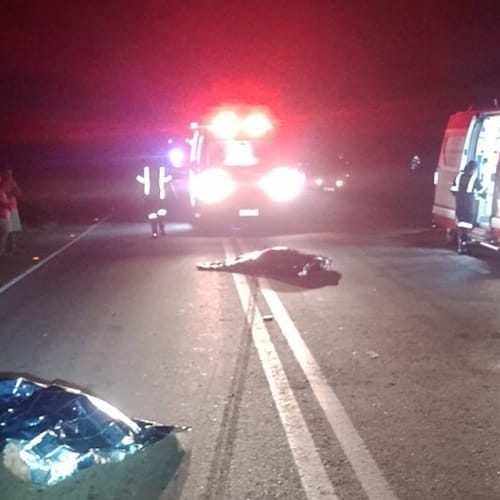 Casal morre em acidente entre carro e motocicleta em anel viário e motorista é preso