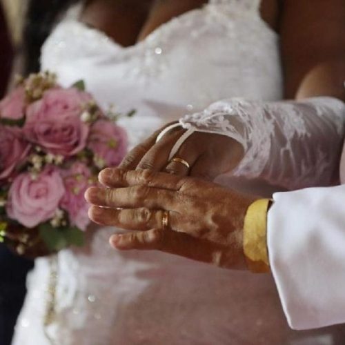 "Casamento Abençoado" garante documentos e cerimônia gratuita a casais