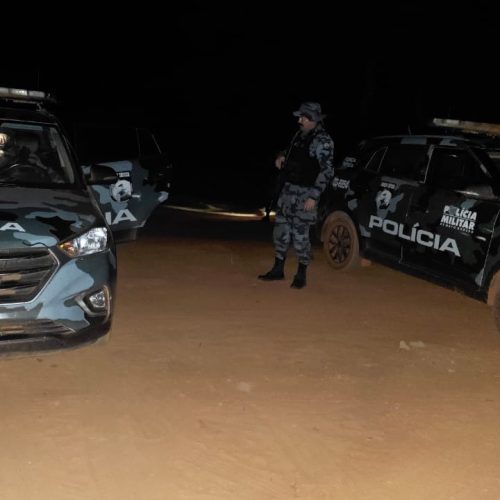 Cerco aos assaltantes de agência bancária mobiliza 100 policiais e encontra Hilux usada na fuga