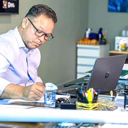 Serviço público: Prefeito decreta ponto facultativo na segunda e terça-feira de Carnaval