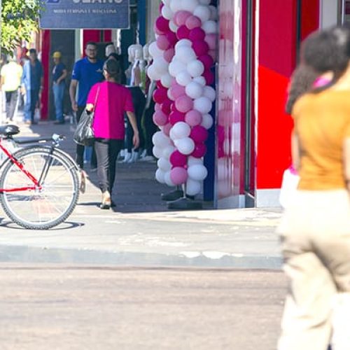 Natal: Comércio local inicia horário especial na próxima semana
