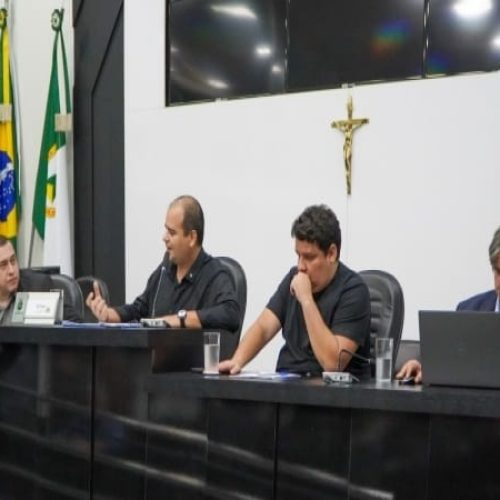 Comissão constata gastos de mais de R$ 472 mi na gestão Emanuel sem autorização da Câmara