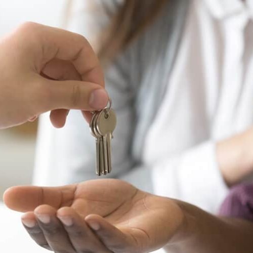 Construtora terá que devolver R$ 60 mil a casal após desistência de compra de imóvel em MT