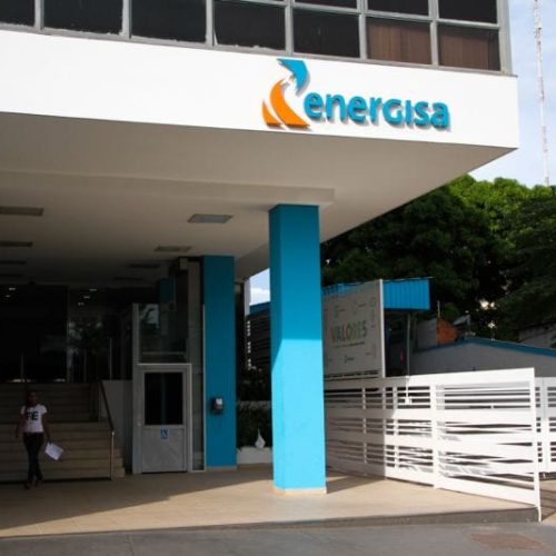 Consumidora é protestada por conta de luz de 2017 e Justiça condena Energisa a pagar indenização