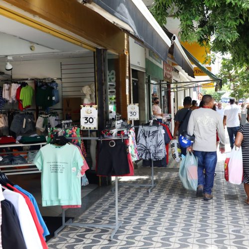 Consumidores devem ficar atentos para fazer compra segura e sem dor de cabeça