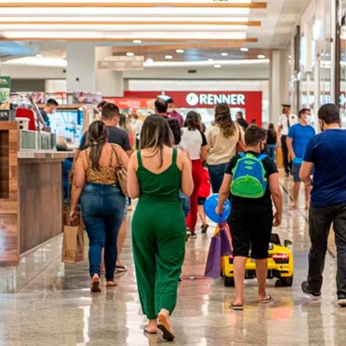 Consumo das Famílias cresce e anima comércio no fim de ano, mas índice é menor que 2024