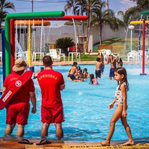 Corpo de Bombeiros lista ações para prevenir e agir em casos de afogamento